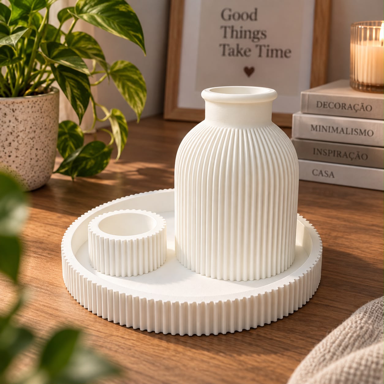 Conjunto decorativo com bandeja e recipiente canelado